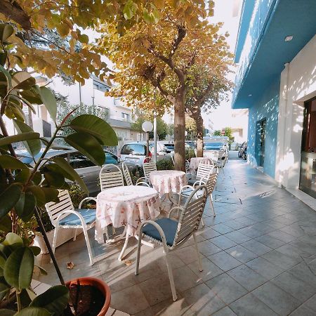 Hotel Marittimo Римини Экстерьер фото