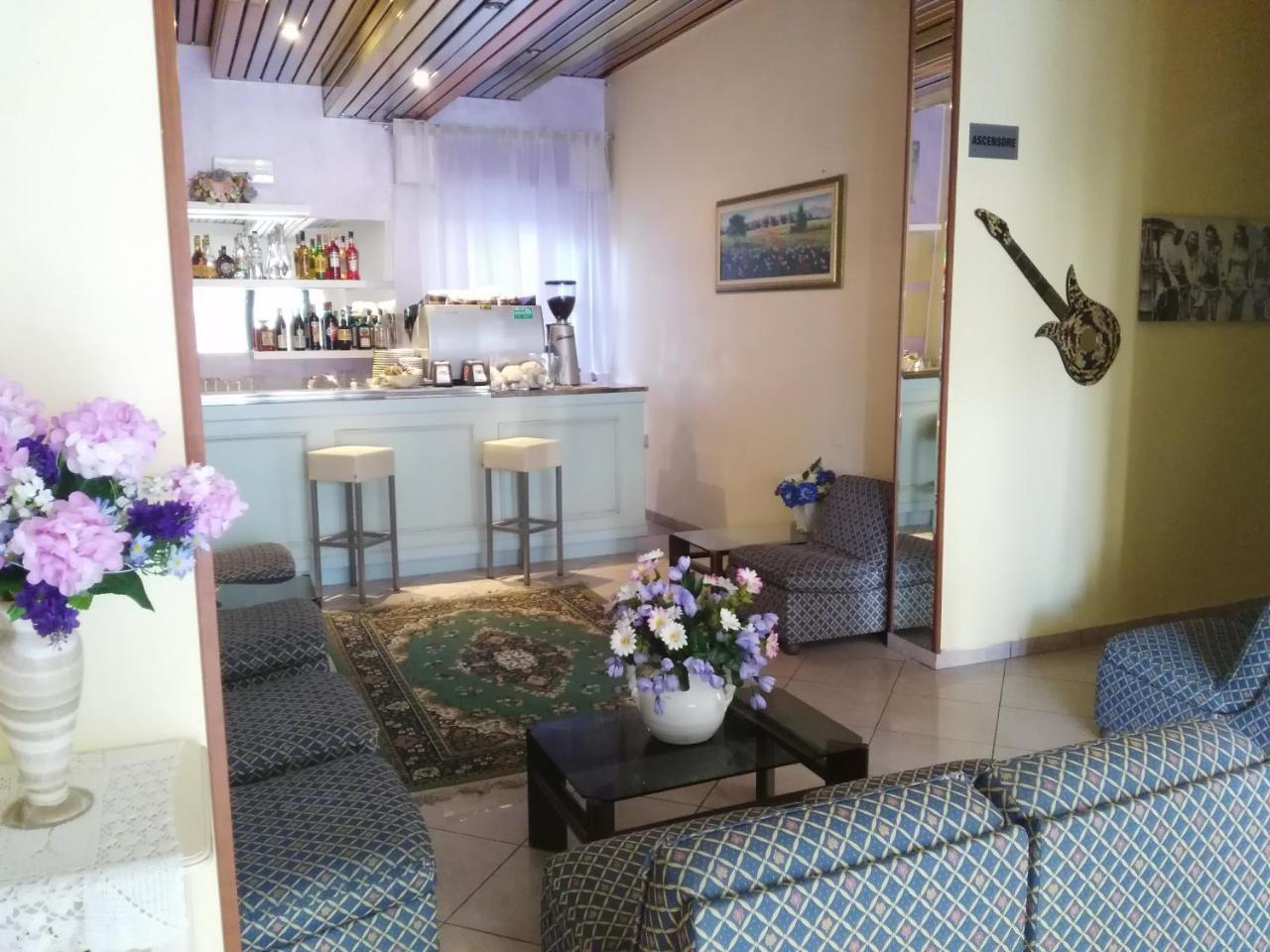Hotel Marittimo Римини Экстерьер фото