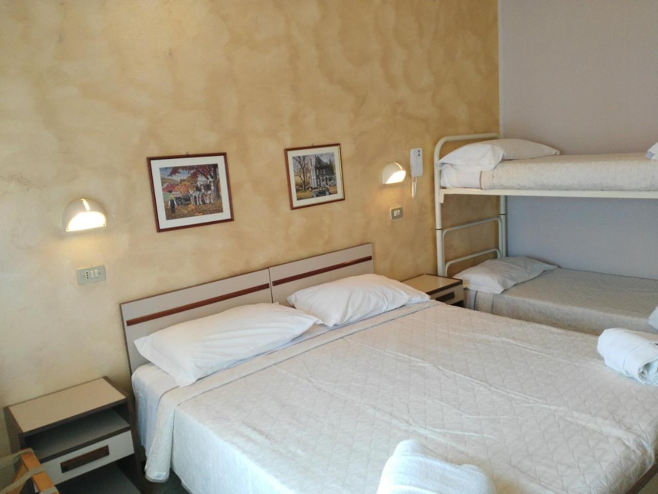 Hotel Marittimo Римини Экстерьер фото